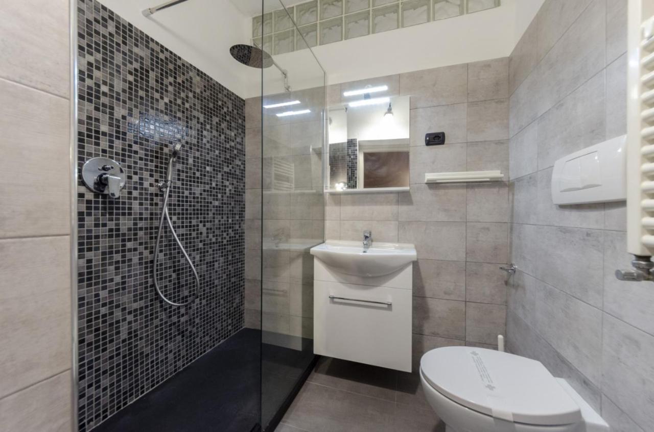 Joivy Warm Family Flat For 9, Near Porto Antico Lejlighed Genova Eksteriør billede